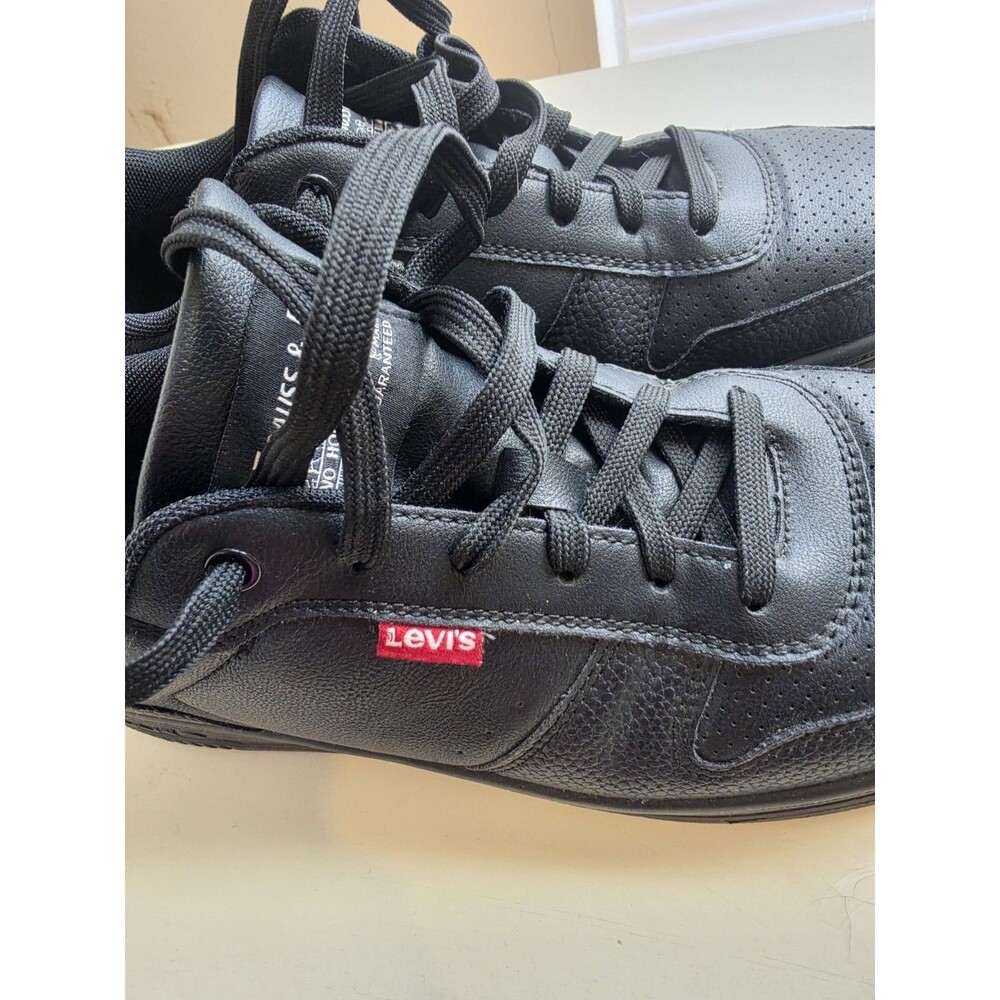 Levis Mens Shoes, Black, Size 10 - Picture 3 of 7